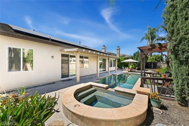 26764 Kingwood, Murrieta, CA 92563