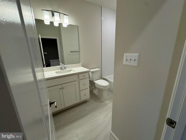 6063 SOHO WAY, Hyattsville, MD 20782