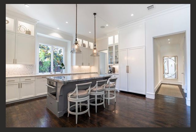 5806 Del Roy Drive, Dallas, TX 75230