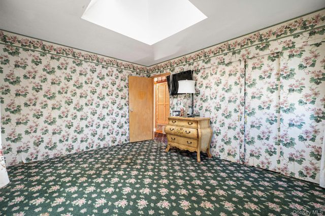 114 Liberty Avenue, Selden, NY 11784