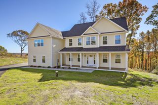 19A Apache Drive, Brookfield, CT 06804