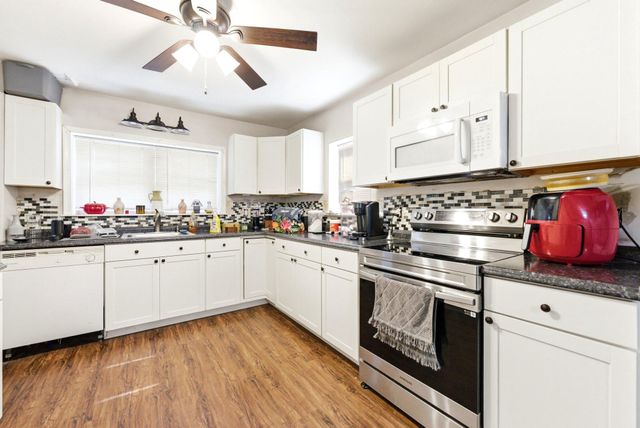 1904 ARK RD, Hainesport, NJ 08036