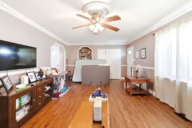 1904 ARK RD, Hainesport, NJ 08036