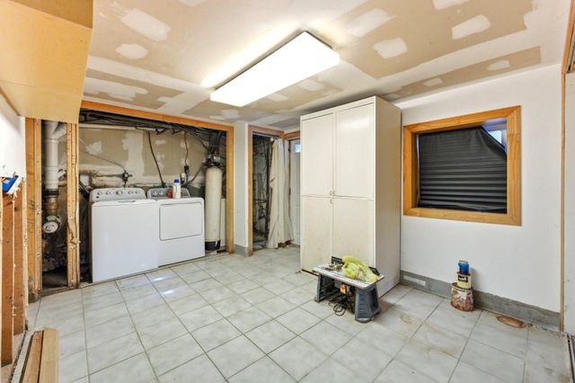 1904 ARK RD, Hainesport, NJ 08036