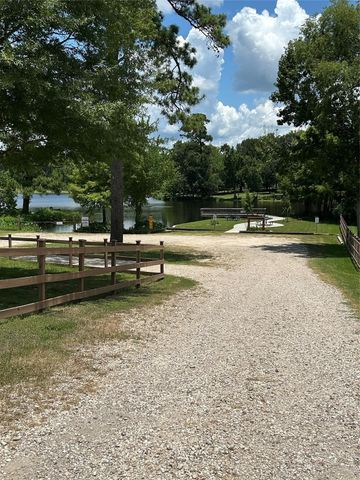 1678 Opal Trail, Willis, TX 77378
