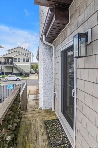 125 Taft Avenue, Long Beach, NY 11561