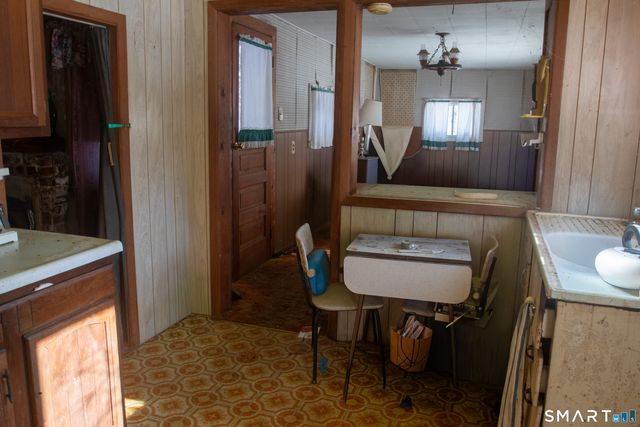 180 Sand Road, Canaan, CT 06031