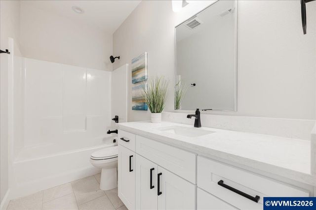 1774 Ammon St NW, Salem, OR 97304