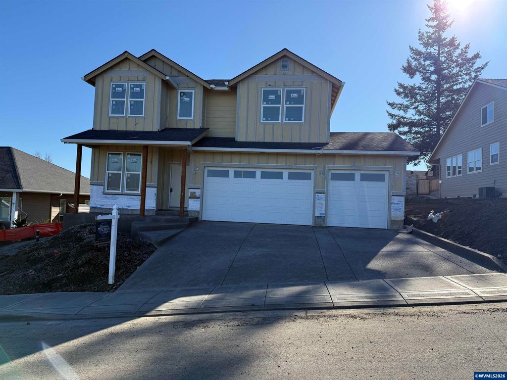 1774 Ammon St NW, Salem, OR 97304