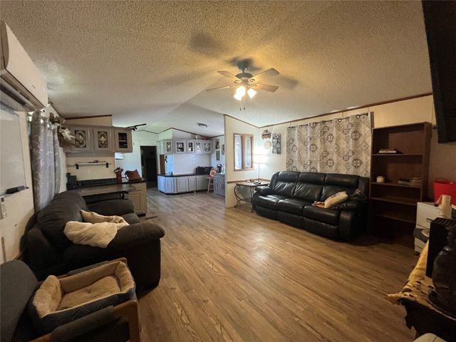 25248 Drummond Curve, Tecumseh, OK 74873