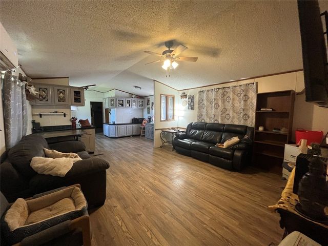 25248 Drummond Curve, Tecumseh, OK 74873