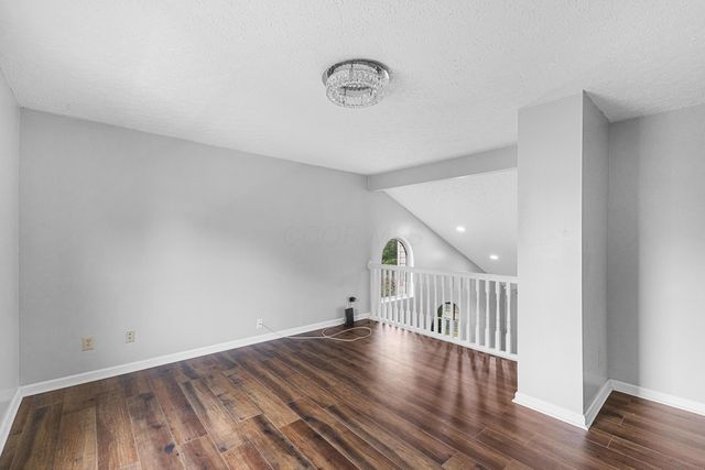 8225 Sea Star Drive, Blacklick, OH 43004