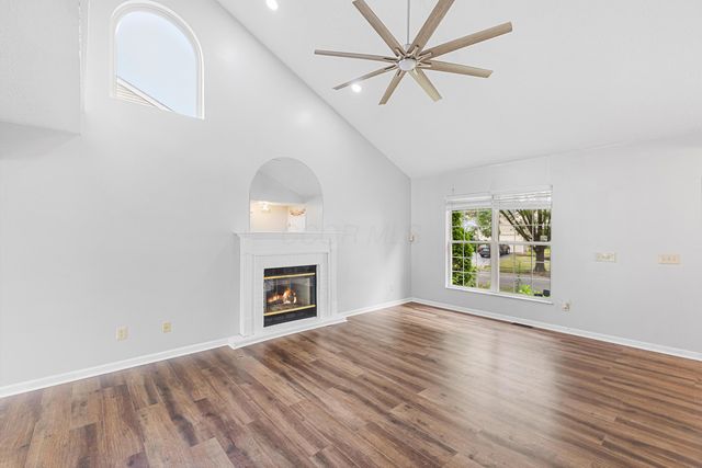 8225 Sea Star Drive, Blacklick, OH 43004