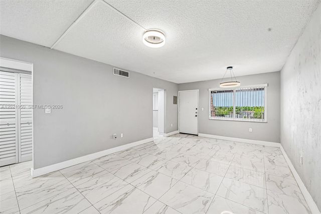 6575 W 4th Ave 507, Hialeah, FL 33012