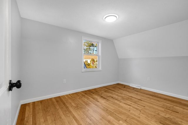 17 Fresh Pond Cir, Plymouth, MA 02360