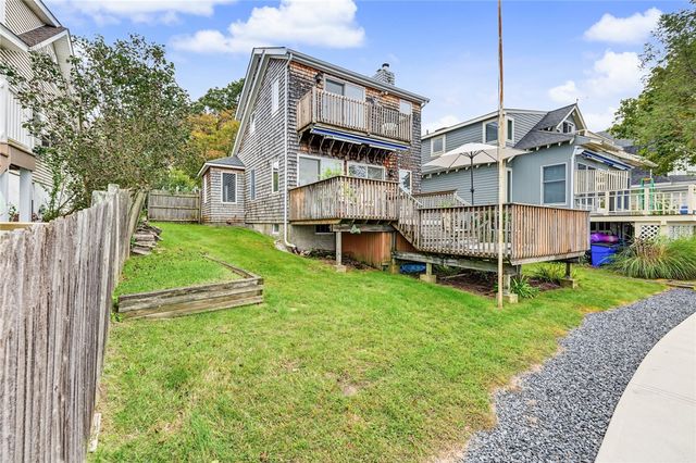 11 Riverview Drive, Barrington, RI 02806