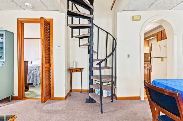 11 Riverview Drive, Barrington, RI 02806