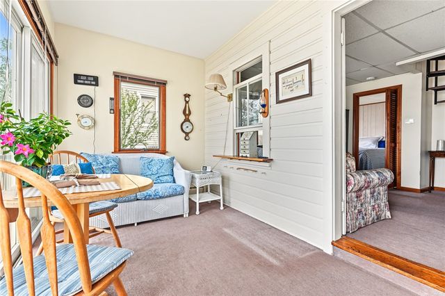 11 Riverview Drive, Barrington, RI 02806