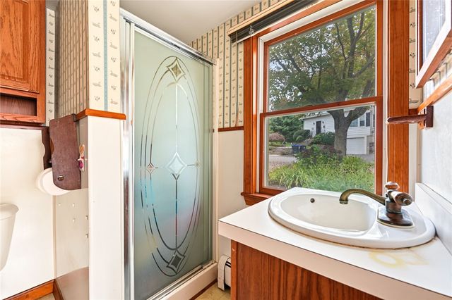 11 Riverview Drive, Barrington, RI 02806
