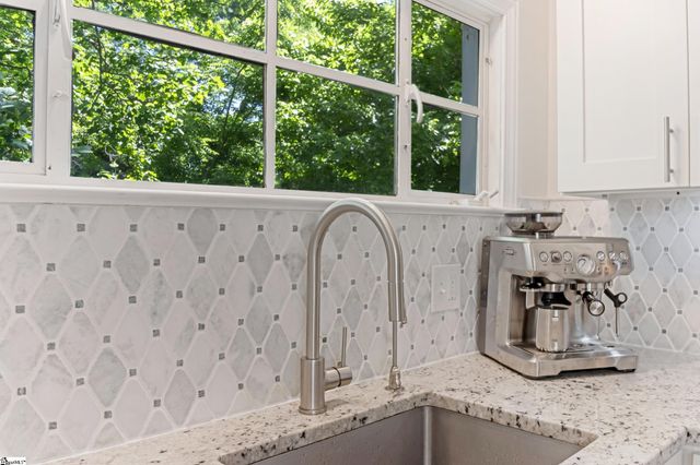 137 Cleveirvine Avenue, Greenville, SC 29607