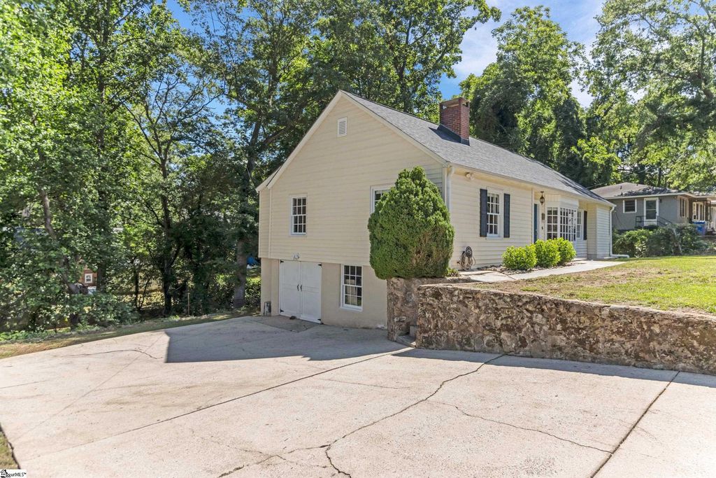 137 Cleveirvine Avenue, Greenville, SC 29607
