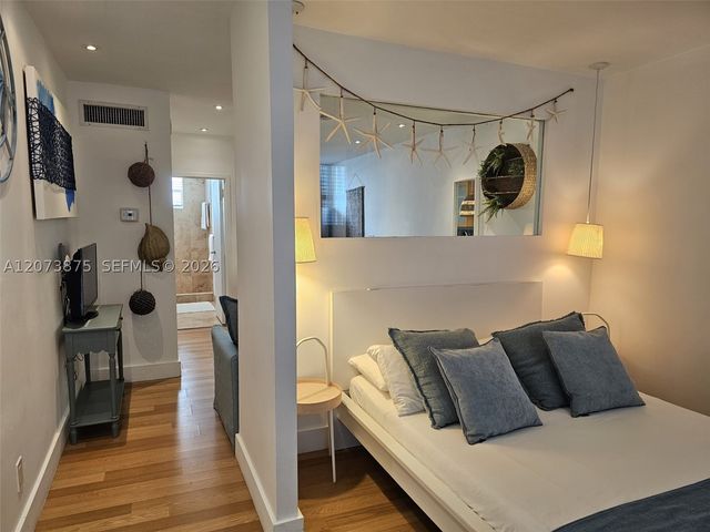 751 Collins Ave 1, Miami Beach, FL 33139