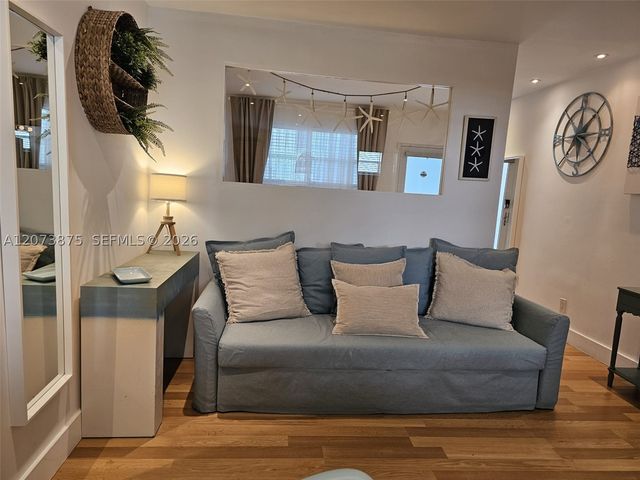 751 Collins Ave 1, Miami Beach, FL 33139