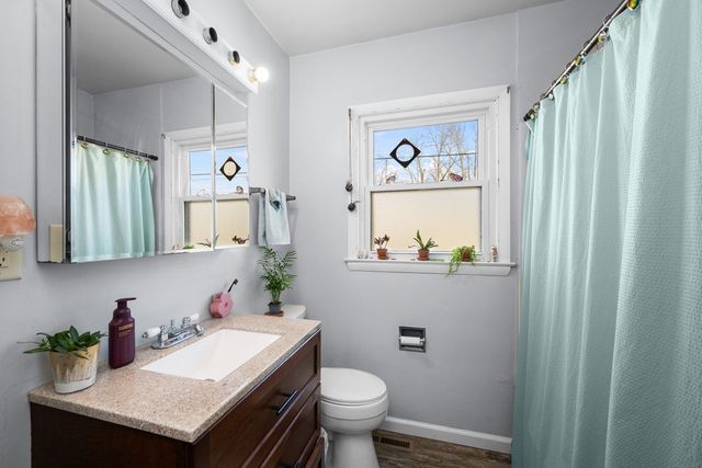 1226 26th Street, Bettendorf, IA 52722