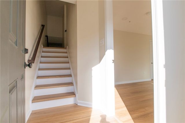 1719 St Johns Ln, Franklin Park, PA 15143