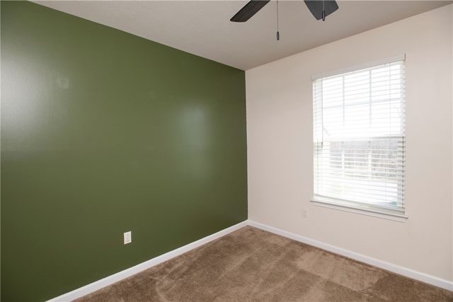 1719 St Johns Ln, Franklin Park, PA 15143