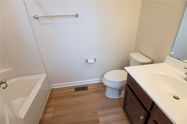 1719 St Johns Ln, Franklin Park, PA 15143