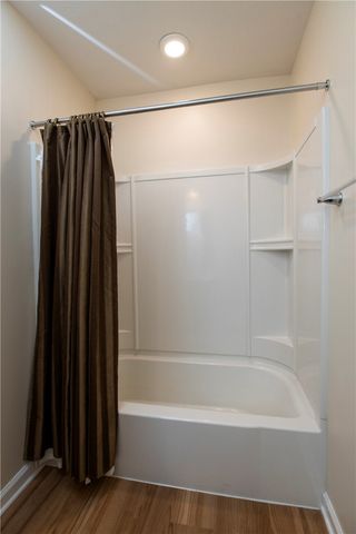 1719 St Johns Ln, Franklin Park, PA 15143