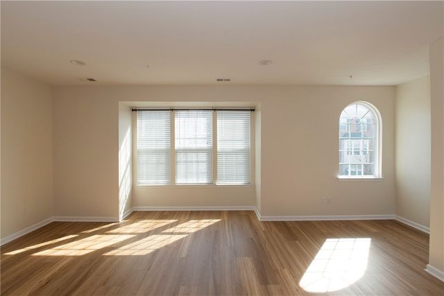 1719 St Johns Ln, Franklin Park, PA 15143