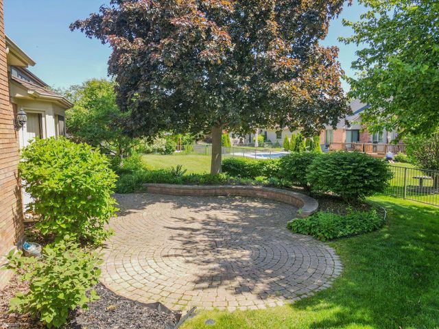 52294 Bryan Michael Drive, Macomb, MI 48042