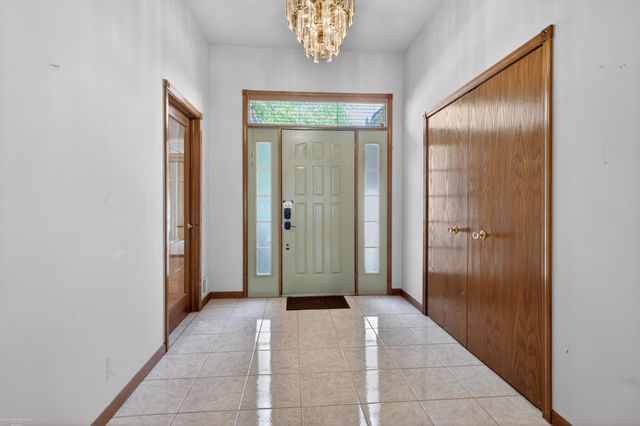 52294 Bryan Michael Drive, Macomb, MI 48042
