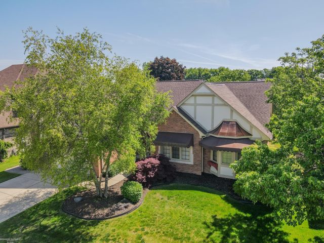 52294 Bryan Michael Drive, Macomb, MI 48042