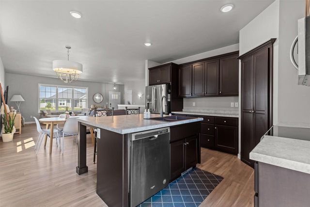 1269 BRAYDEN LANE, De Pere, WI 54115