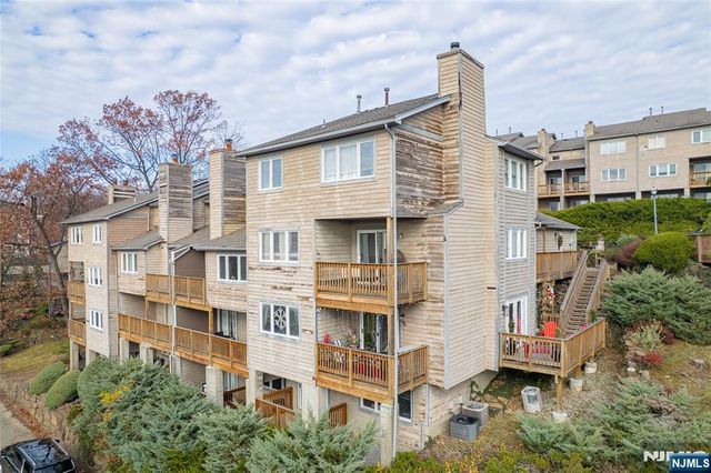 305 Heights Drive 3, Haledon, NJ 07508