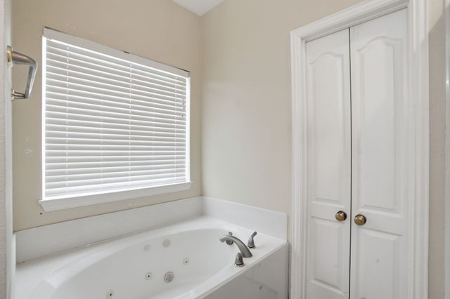 834 Heritage Parkway S, Allen, TX 75002