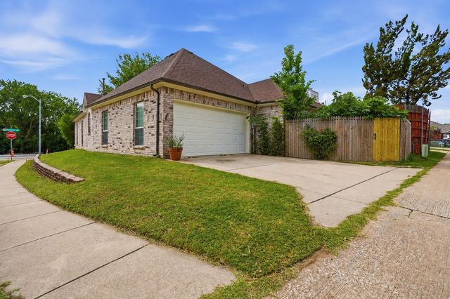 834 Heritage Parkway S, Allen, TX 75002