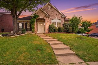 834 Heritage Parkway S, Allen, TX 75002