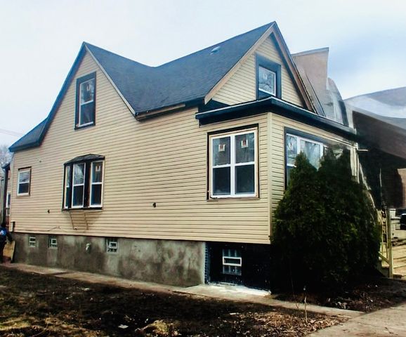 6418 S May Street, Chicago, IL 60621