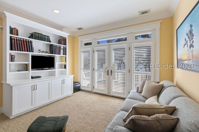 94 Martinangel Ln, Daufuskie Island, SC 29915