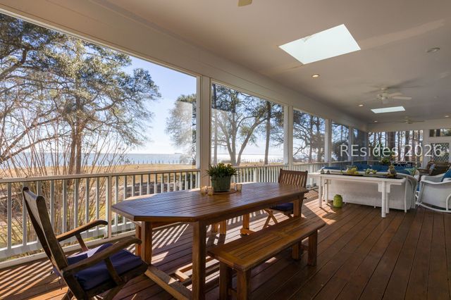 94 Martinangel Ln, Daufuskie Island, SC 29915
