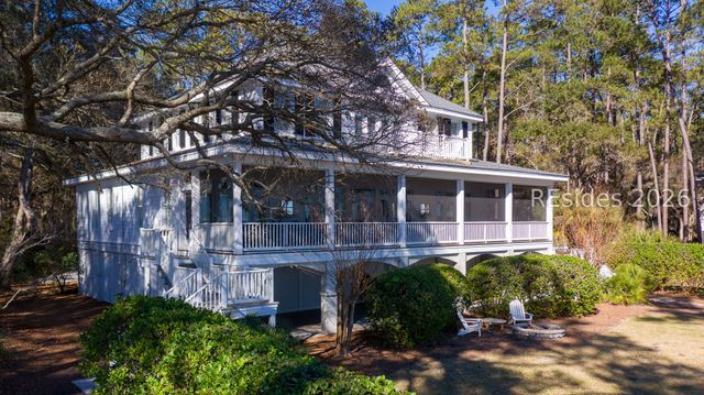 94 Martinangel Ln, Daufuskie Island, SC 29915