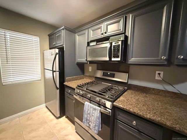 5511 Adelaide Ave 21, San Diego, CA 92115