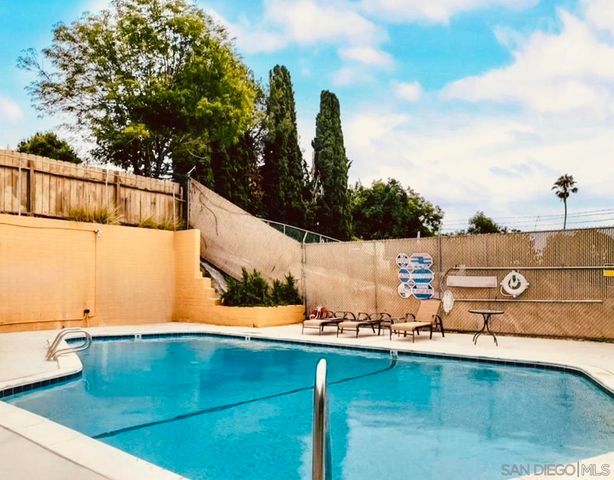 5511 Adelaide Ave 21, San Diego, CA 92115