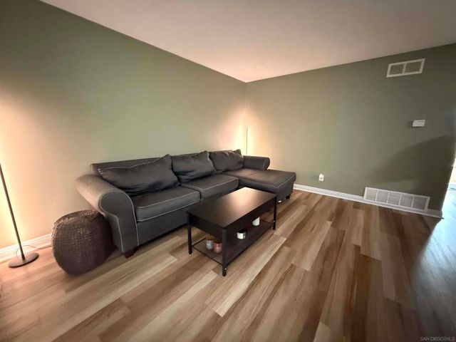 5511 Adelaide Ave 21, San Diego, CA 92115