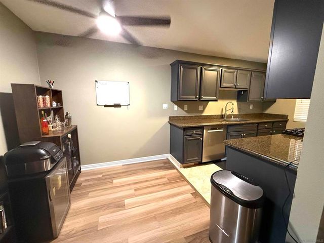 5511 Adelaide Ave 21, San Diego, CA 92115