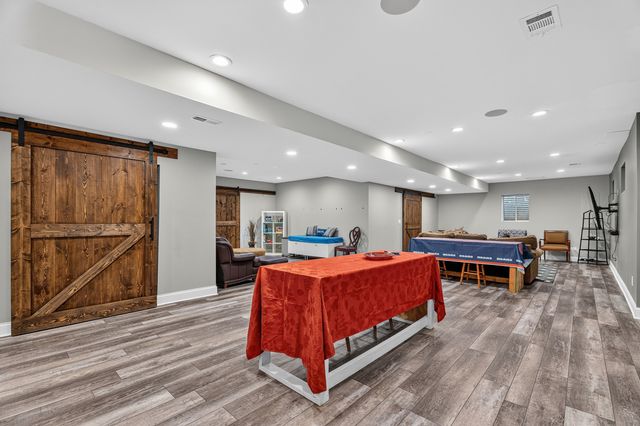 16243 W Blackhawk Drive, Lockport, IL 60441